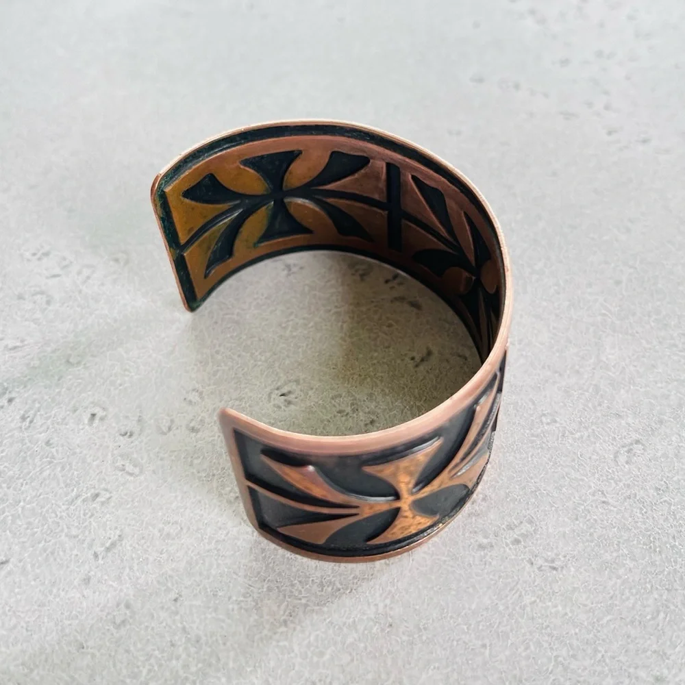 Bell Trading Post Copper Native American Tribal Cuff Bracelet - Picture 4 of 10